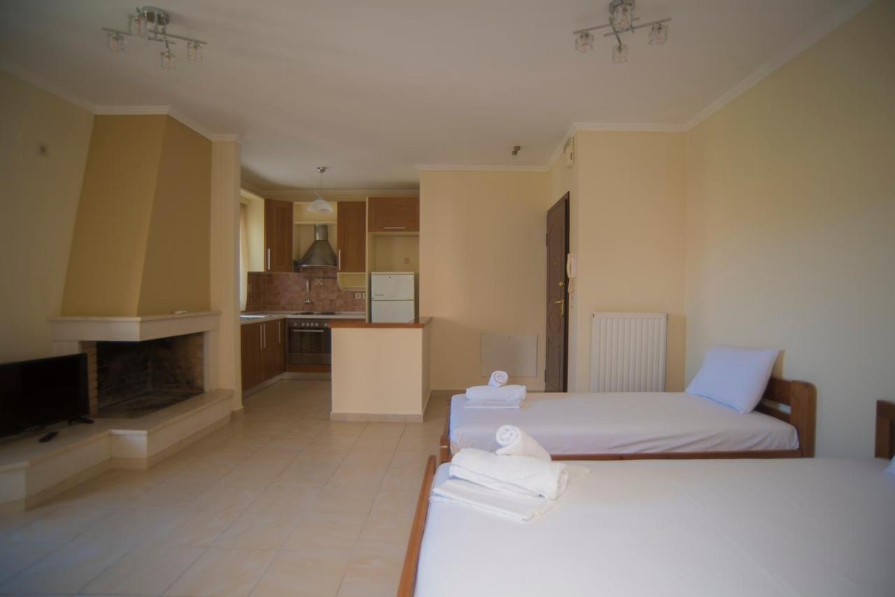 Victoria'S House In Lefkada City Apartment Exterior photo