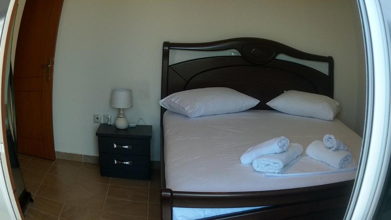 Victoria'S House In Lefkada City Apartment Exterior photo