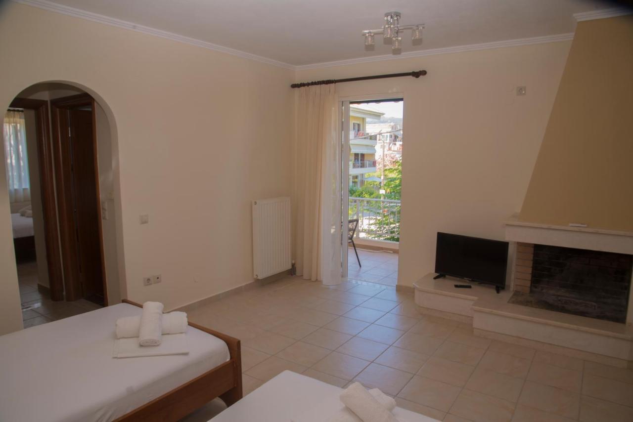 Victoria'S House In Lefkada City Apartment Exterior photo