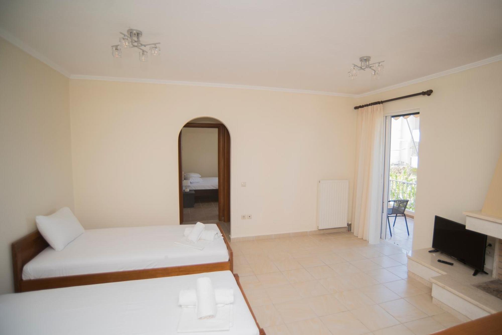 Victoria'S House In Lefkada City Apartment Exterior photo